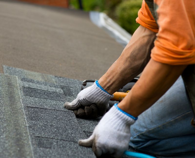 Asphalt Roofing Service in Yorktown, VA