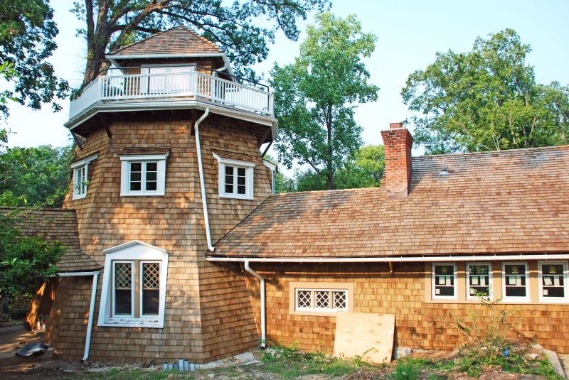 Shake Roof Replacement in Yorktown, VA