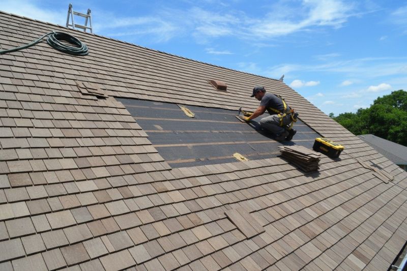 Wood Shingles Repair in Hudgins, VA